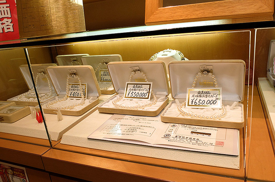 野本の「パールフェア 2015」　真珠製品　展示即売
